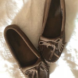 Minnetonka Kilty Hardsole Moccasin